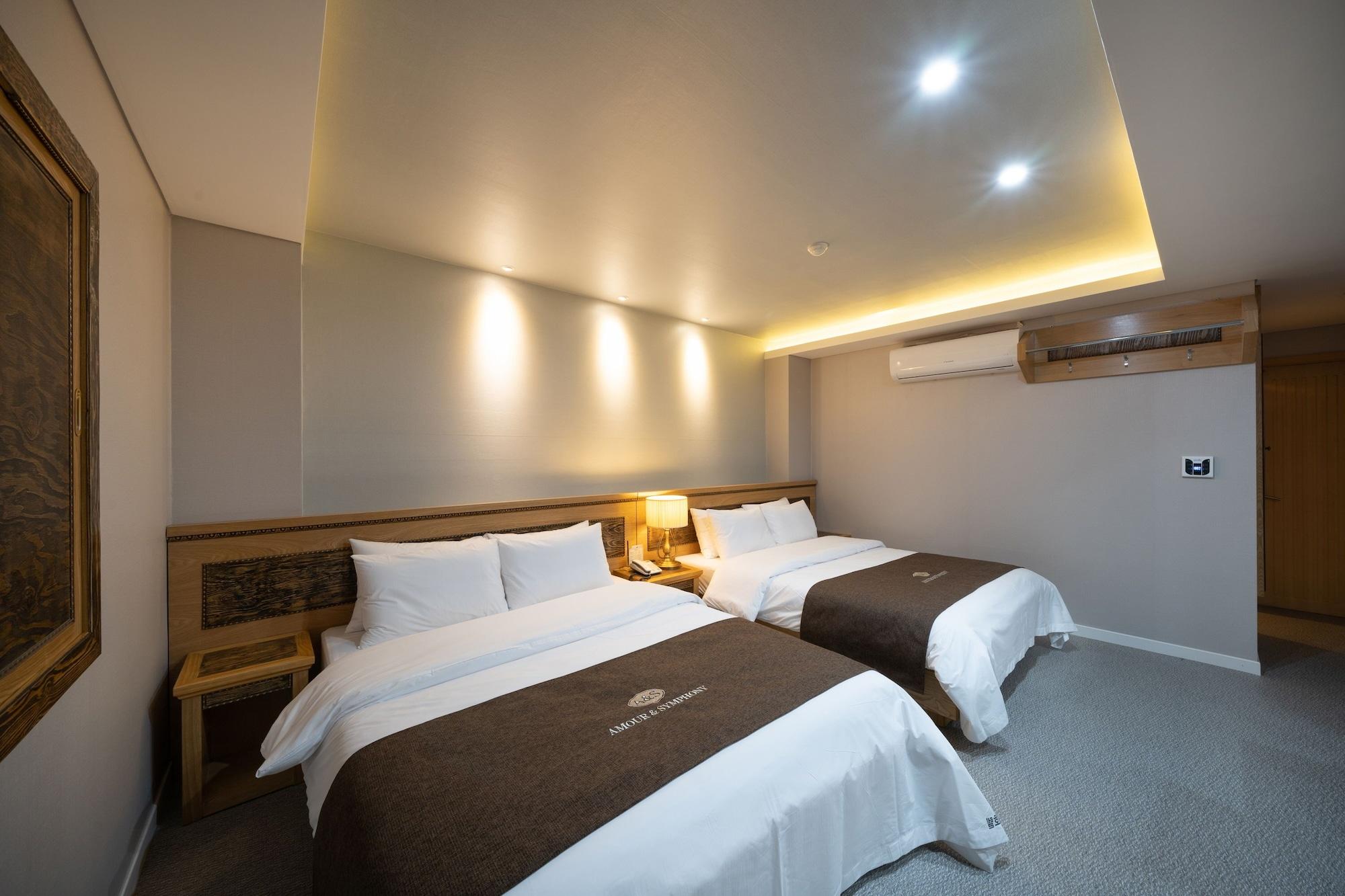 Amour Hotel Suwon Exteriör bild