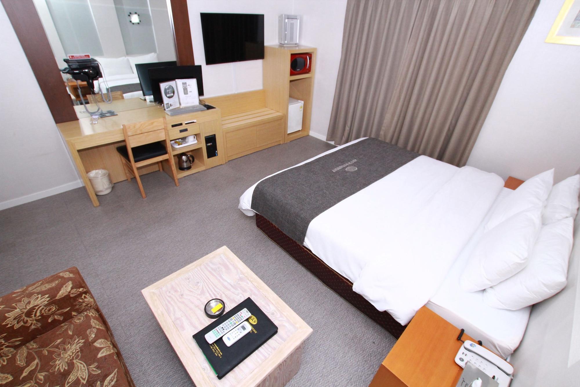 Amour Hotel Suwon Exteriör bild