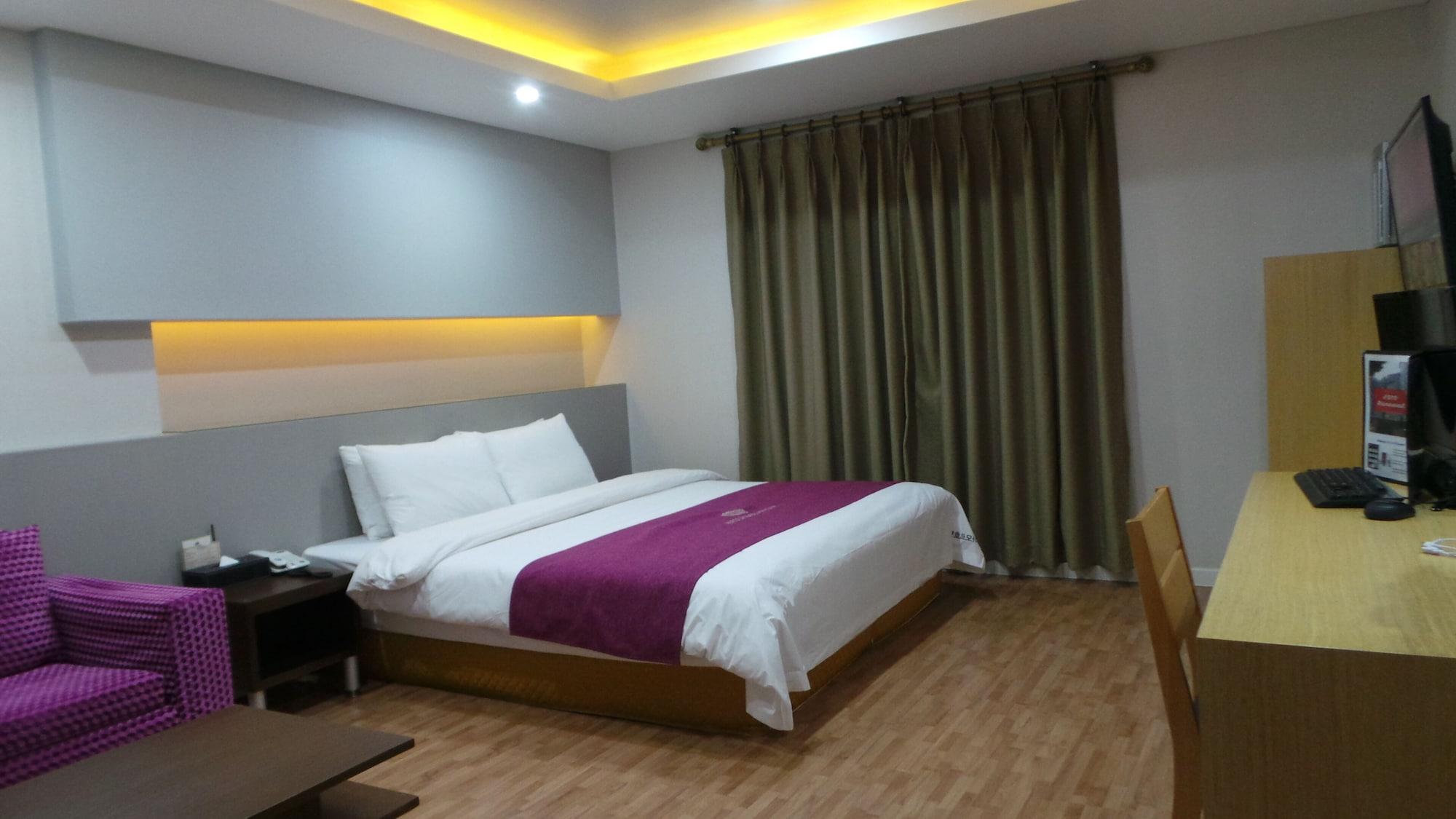 Amour Hotel Suwon Exteriör bild