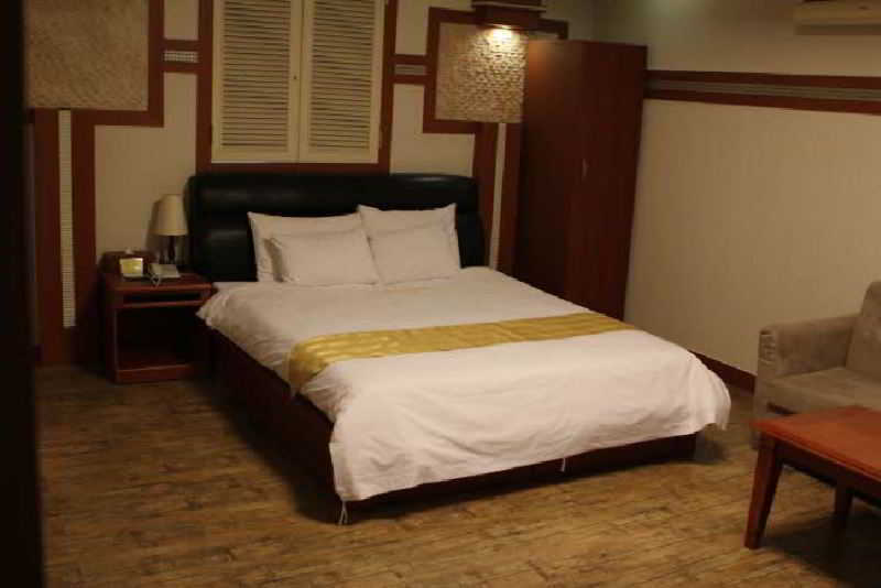 Amour Hotel Suwon Exteriör bild