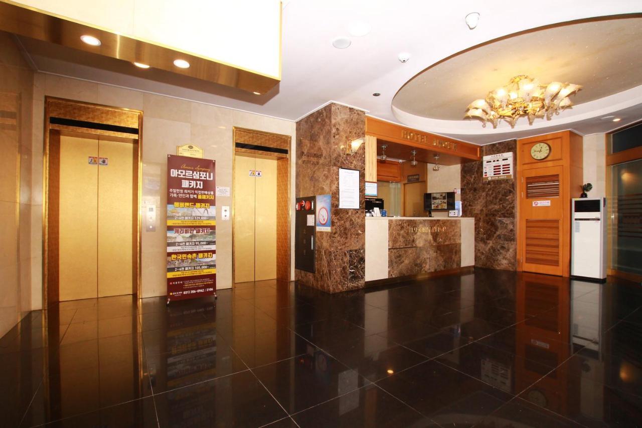 Amour Hotel Suwon Exteriör bild