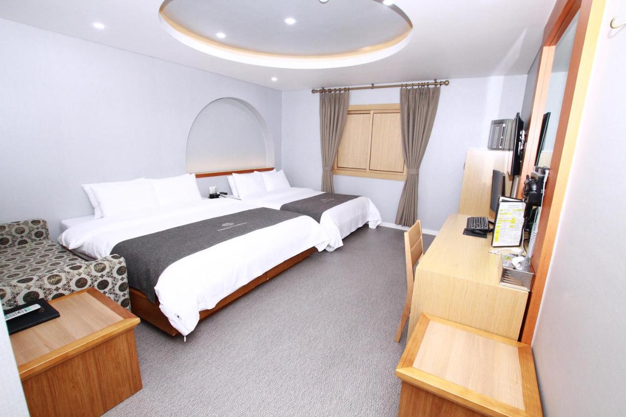 Amour Hotel Suwon Exteriör bild